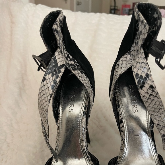 Bakers - Picture 2 of 3